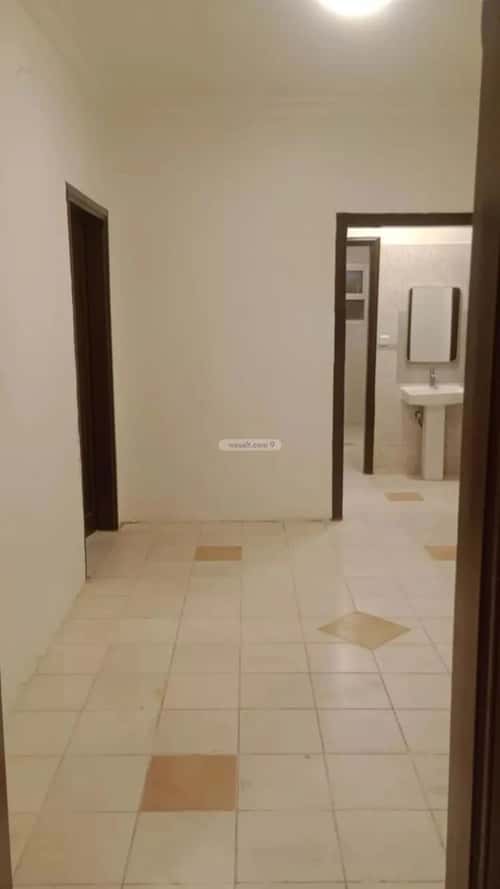 دور 600 متر مربع ب 5 غرف العليا، وسط الرياض، الرياض