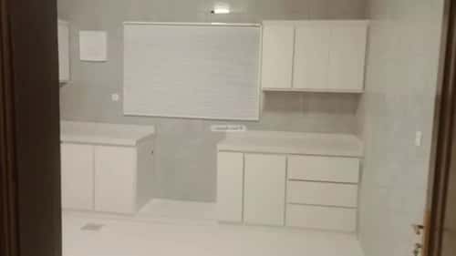 5 bedroom floor in Al Olaya