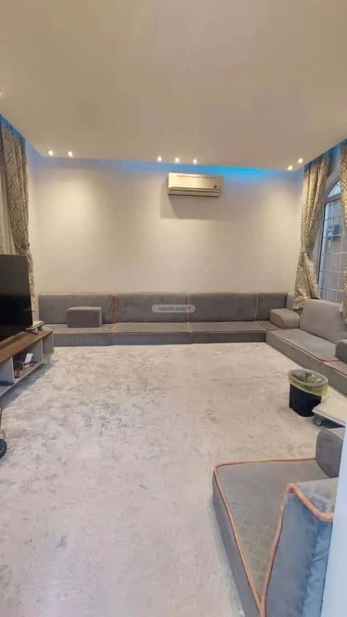 Villa 312 SQM Facing South with 8 Bedrooms Ash-Shohda, East Riyadh, Riyadh