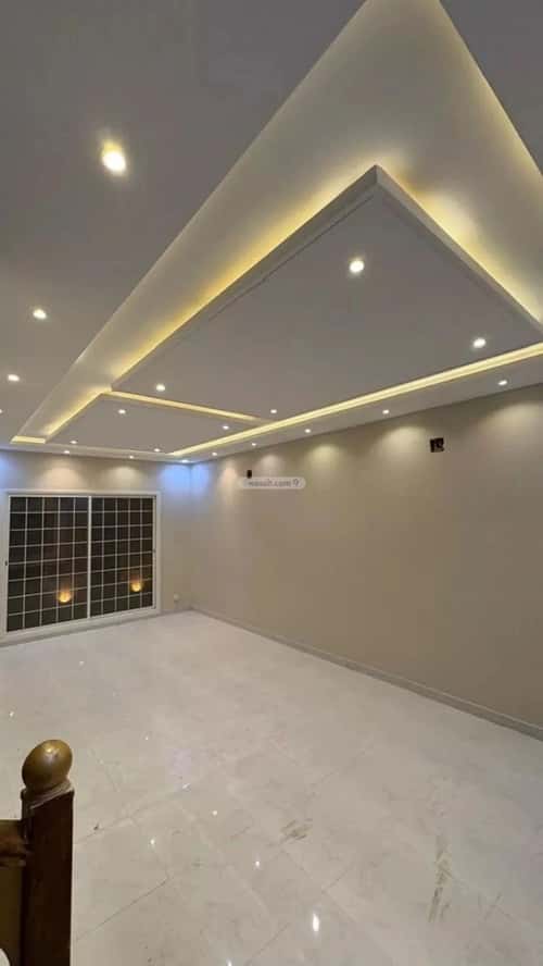 Villa 200 SQM Facing West with 6 Bedrooms Al-Mahdiyah, West Riyadh, Riyadh