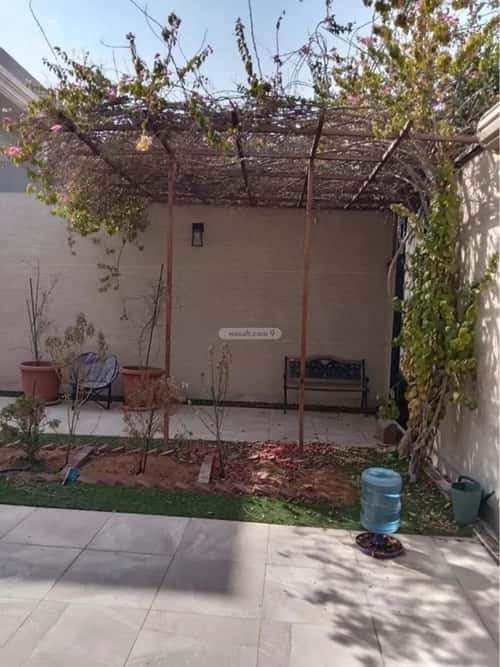 فيلا 910 متر مربع شرقية على شارع 15م الخليج، شرق الرياض، الرياض