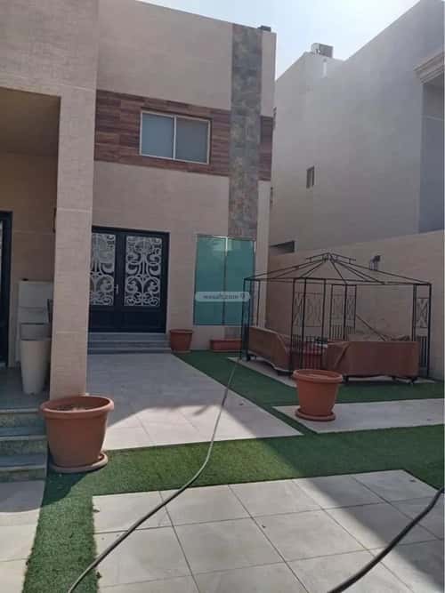 Villa 910 SQM Facing East on 15m Width Street Al-Khaleej, East Riyadh, Riyadh