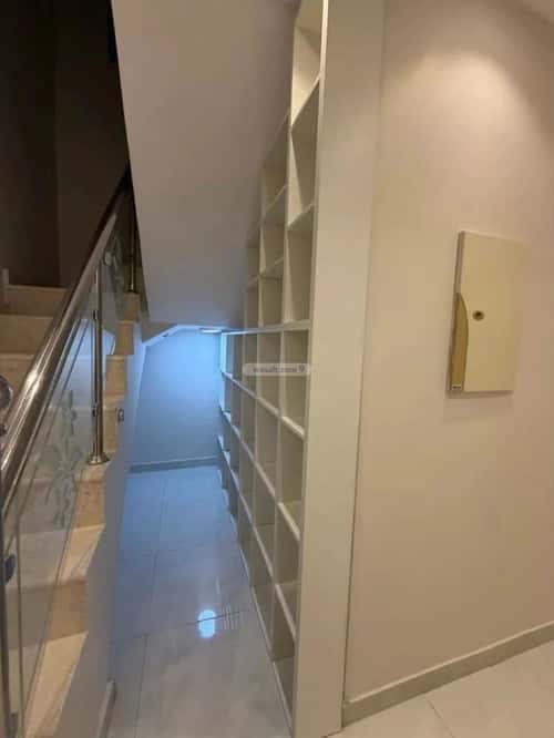 فيلا 250 متر مربع واجهة شرقية ب 7 غرف القادسية، شرق الرياض، الرياض