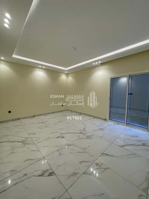 فيلا 300 متر مربع جنوبية على شارع 16م الرياض، شمال جدة، جدة