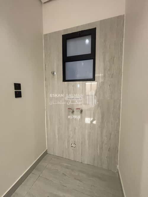 Apartment with 5 Bedrooms Ishbiliyah - Al Jubail, Jubail