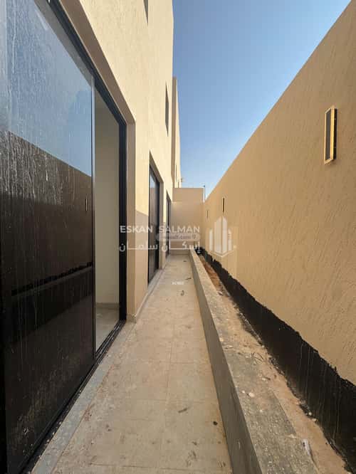 Floor 227 SQM with 5 Bedrooms Al-Qadisiyah, East Riyadh, Riyadh