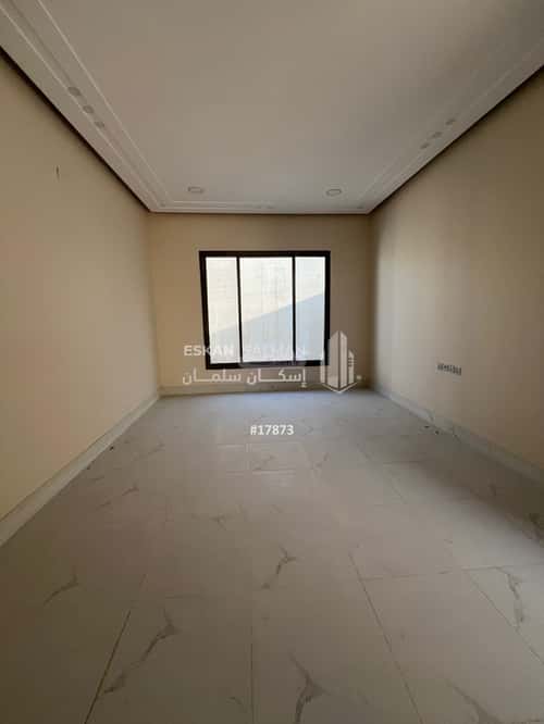 فيلا 428 متر مربع شمالية على شارع 15م رواق الغربي، بريدة