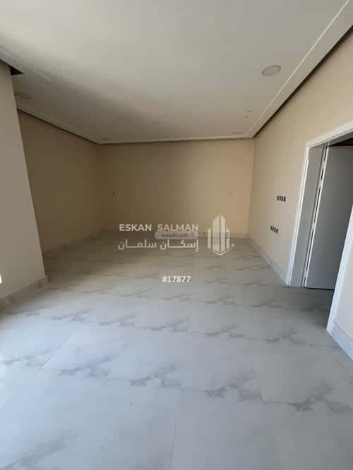 فيلا 300 متر مربع جنوبية على شارع 15م رواق الغربي، بريدة