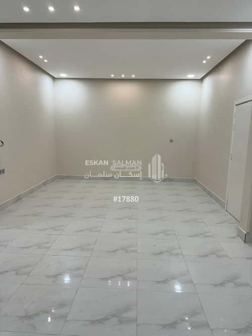 Floor 183 SQM with 5 Bedrooms West Courtyard, Bariduh