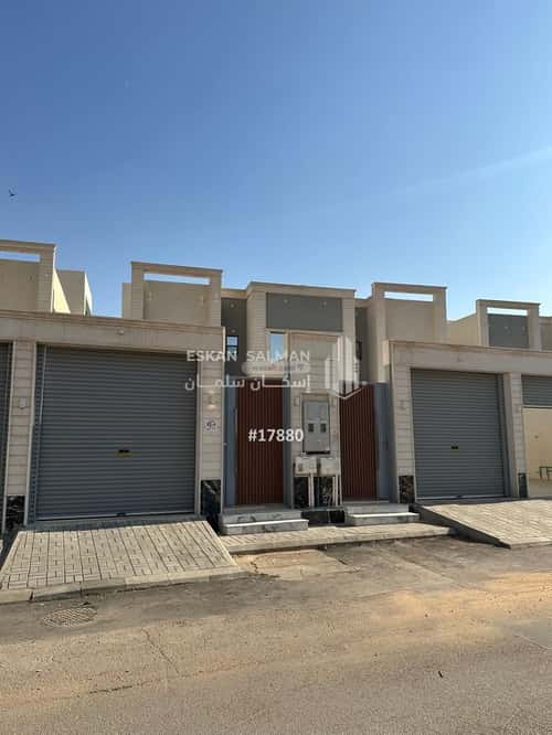 Floor 183 SQM with 5 Bedrooms West Courtyard, Bariduh