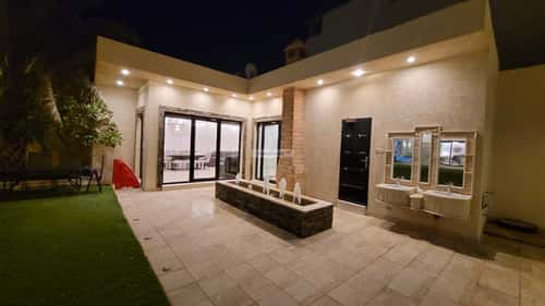 فيلا 900 متر مربع شمالية على شارع 18م ظهره العودة غرب، الدرعية