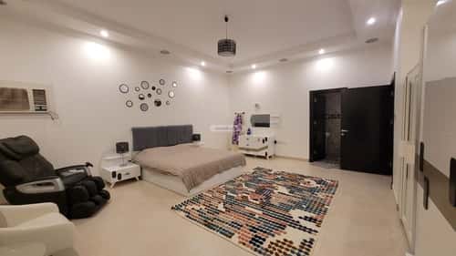 فيلا 900 متر مربع شمالية على شارع 18م ظهره العودة غرب، الدرعية