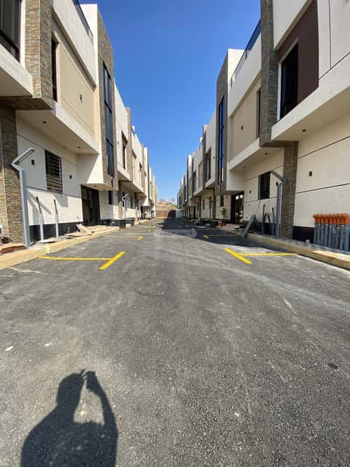 شقة ب 5 غرف الأخباب، الطائف