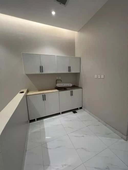 Building 900 SQM Facing North Al-Awaly, West Riyadh, Riyadh