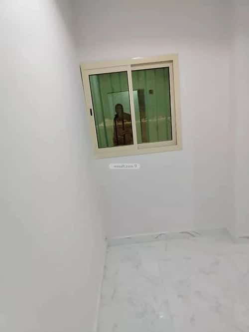 Building 325 SQM Facing South Al Thoqbah, Khobar