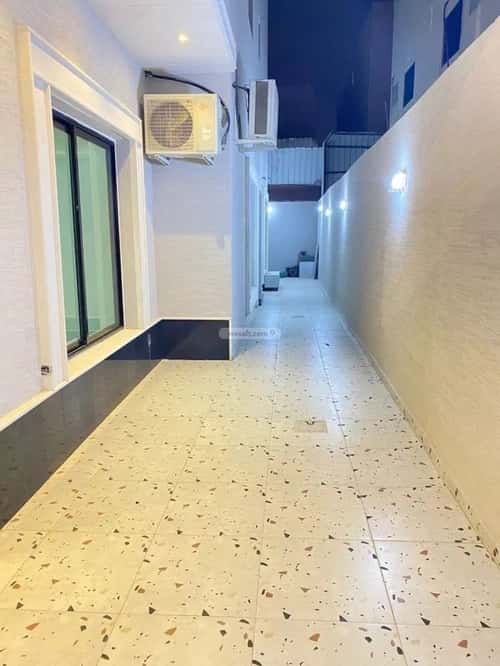 فيلا 200 متر مربع واجهة جنوبية ب 6 غرف العريجاء الغربي، غرب الرياض، الرياض