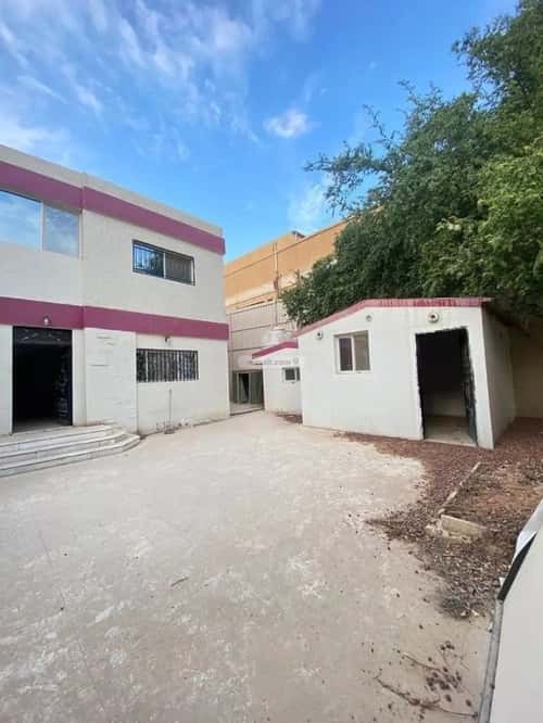 فيلا 360 متر مربع واجهة جنوبية ب 7 غرف الملز، وسط الرياض، الرياض