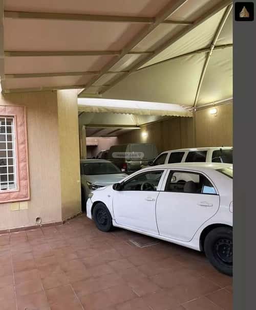 فيلا 500 متر مربع غربية على شارع 15م الدار البيضاء، جنوب الرياض، الرياض