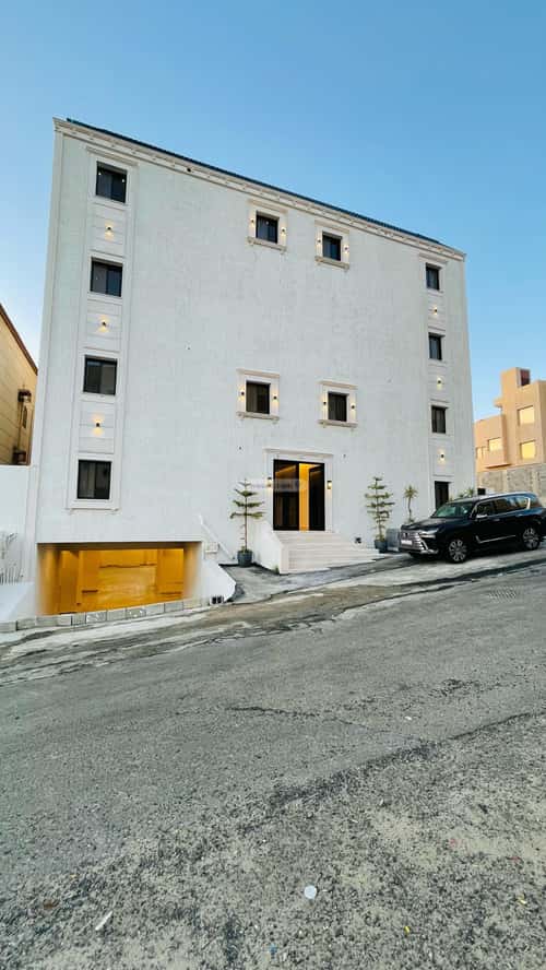 Floor 226 SQM with 6 Bedrooms Al-Murooj, Abha