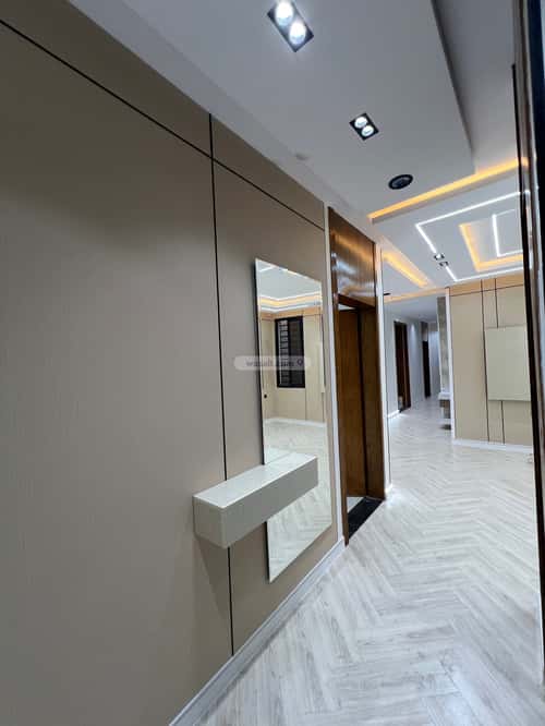 شقة ب 6 غرف اليرموك، خميس مشيط