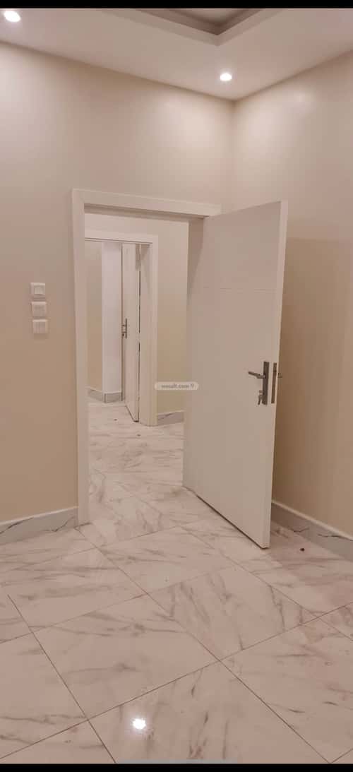 7 bedroom apartment in Al Marwa