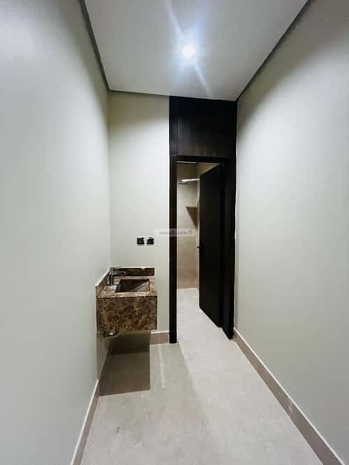 Apartment with 5 Bedrooms Teebh, Aldammam