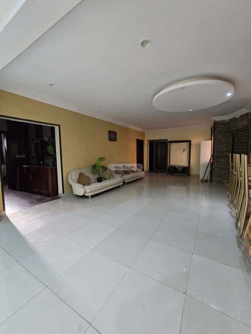 Rest House 900 SQM Facing East on 26m Width Street Al-Manarat, North Jeddah, Jeddah