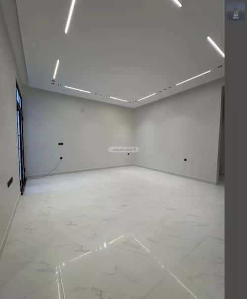 Floor 180 SQM with 6 Bedrooms Al-Janadriyah, East Riyadh, Riyadh