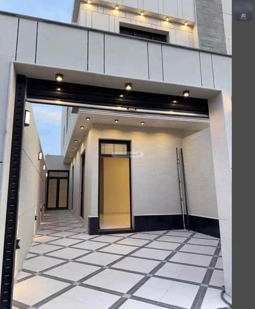 Floor 180 SQM with 6 Bedrooms Al-Janadriyah, East Riyadh, Riyadh