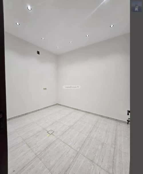 فيلا 252 متر مربع شرقية على شارع 20م طويق، غرب الرياض، الرياض