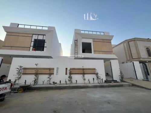 فيلا 325 متر مربع شرقية على شارع 20م الصواري، الخبر