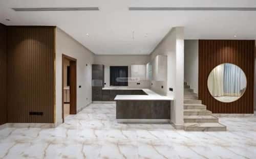 فيلا 626 متر مربع جنوبية شرقية على شارع 30م البحيرة، الخبر