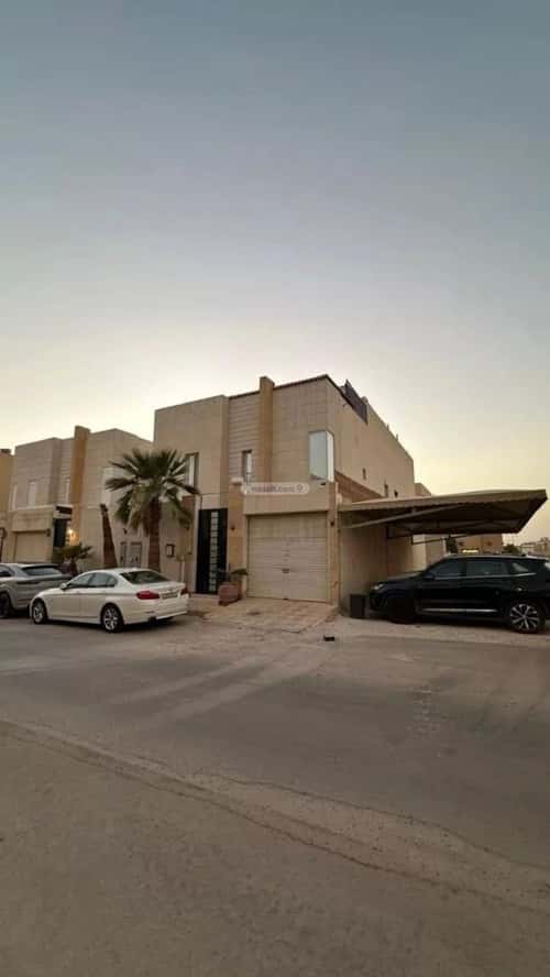Villa 405 SQM Facing South with 10 Bedrooms As-Sahafa, North Riyadh, Riyadh