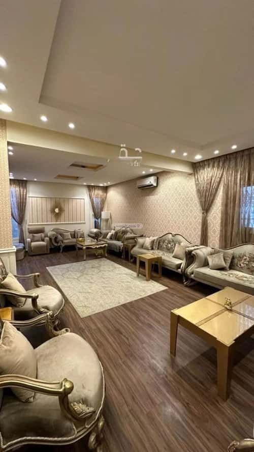 Villa 405 SQM Facing South with 10 Bedrooms As-Sahafa, North Riyadh, Riyadh