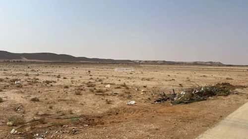 Land 660 SQM Facing North on 15m Width Street Al-Batin, Darma