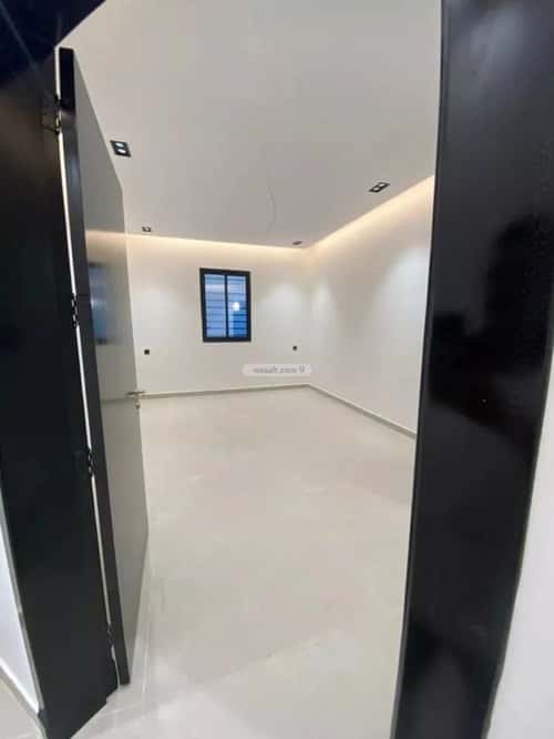 Floor 256 SQM with 8 Bedrooms Al Zahoor, Abha