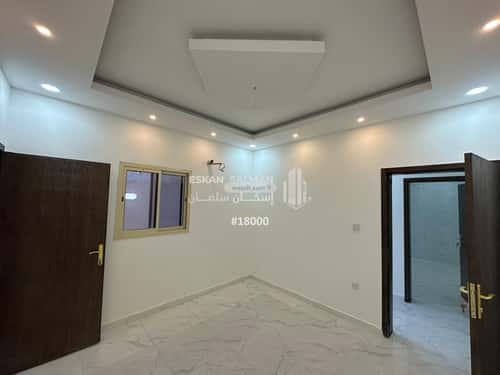 Apartment with 5 Bedrooms Al-Hamra - Al-Jubail, Jubail