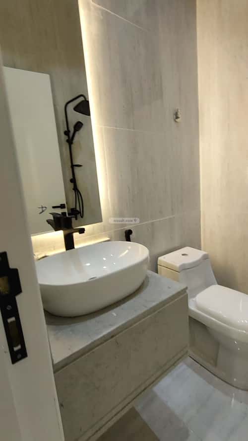 Apartment with 6 Bedrooms Al-Yarmouk, Khamis Mushait