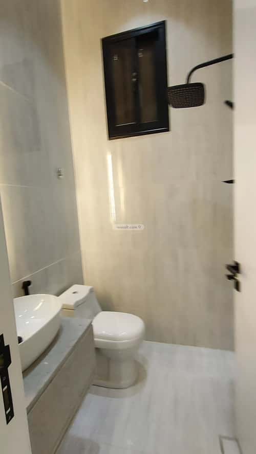 شقة ب 6 غرف اليرموك، خميس مشيط