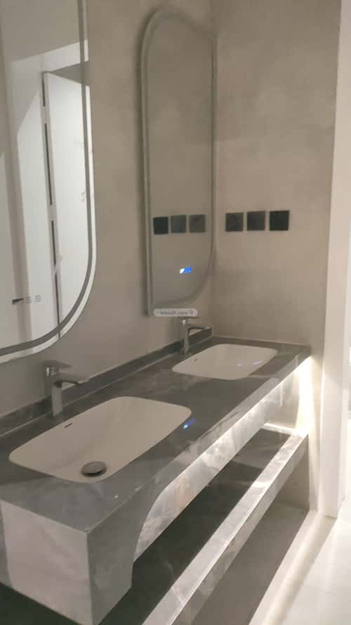 شقة ب 6 غرف الزهور، أبها