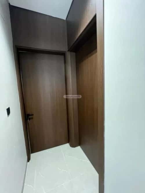 Apartment with 5 Bedrooms Ishbiliyah, East Riyadh, Riyadh