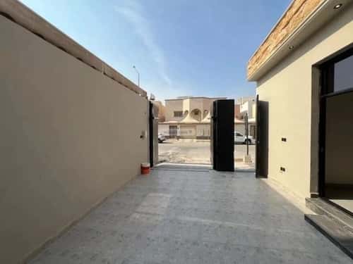 Floor 214 SQM with 6 Bedrooms Ishbiliyah, East Riyadh, Riyadh