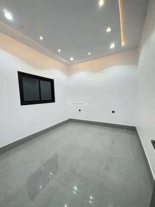 Floor 184 SQM with 5 Bedrooms Al-Qadisiyah, East Riyadh, Riyadh