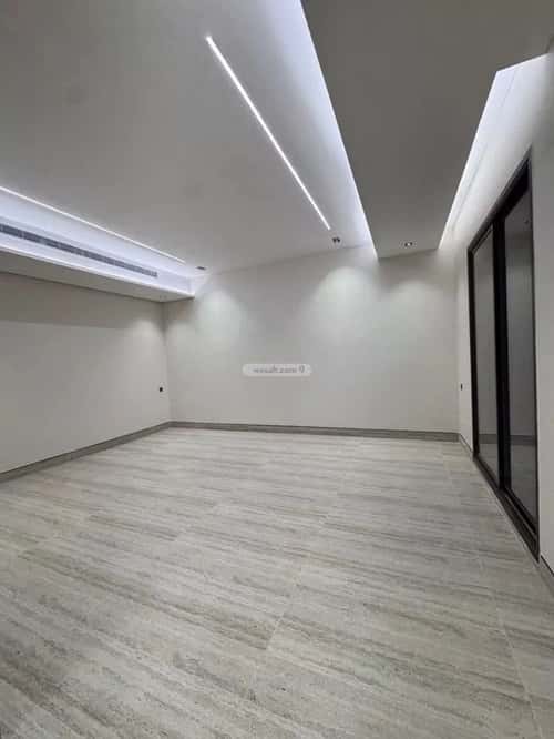 Floor 335 SQM with 6 Bedrooms Qurtubah, East Riyadh, Riyadh