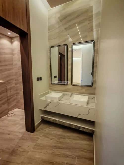 فيلا 260 متر مربع جنوبية على شارع 15م الرمال، شرق الرياض، الرياض