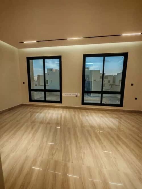 Villa 260 SQM Facing South on 15m Width Street Ar-Rimal, East Riyadh, Riyadh