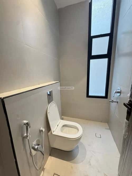 Floor 200 SQM with 6 Bedrooms Al-Andalus, East Riyadh, Riyadh