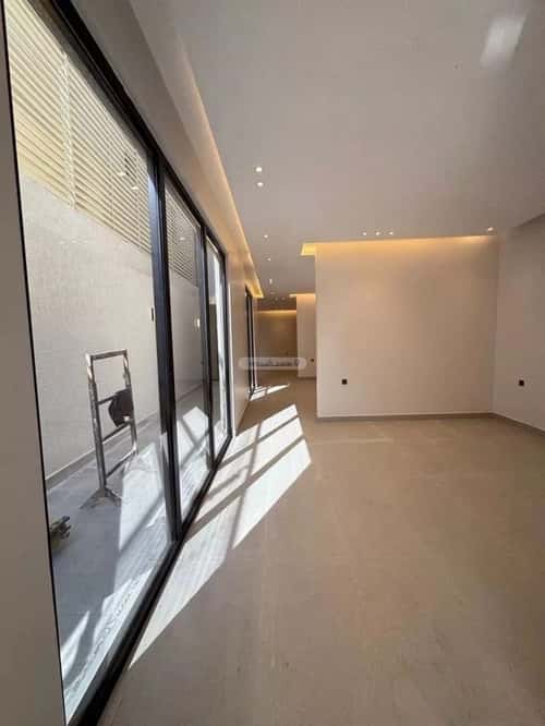 Floor 188 SQM with 5 Bedrooms Al-Muanisiyah, East Riyadh, Riyadh