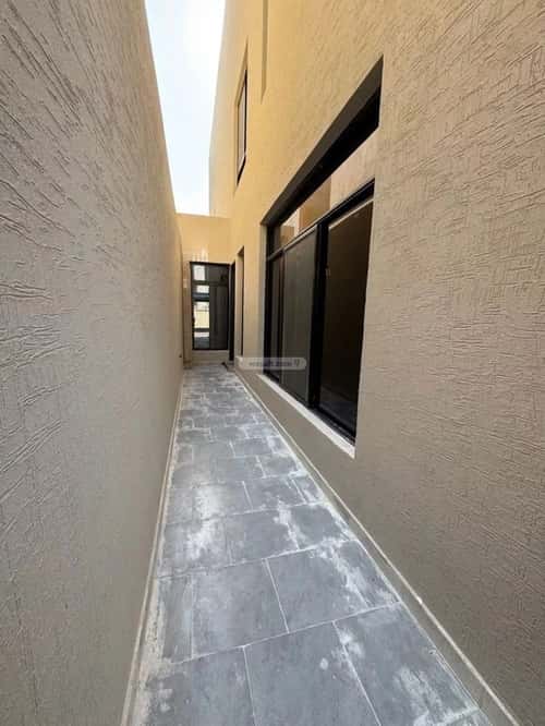 Floor 239 SQM with 5 Bedrooms Al-Khaleej, East Riyadh, Riyadh