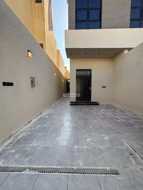 دور 5 غرف في الخليج